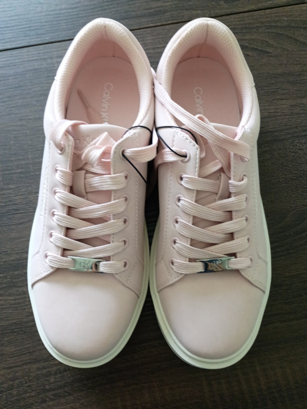 Calvin Klein Women's Pale Pink Low-Top Lace-Up Sneakers